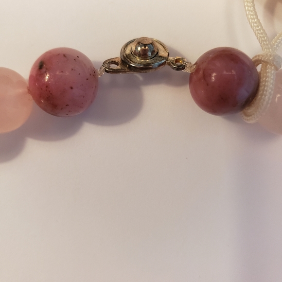 Carved quartz and Crystal statement necklace - Picture 8 of 8